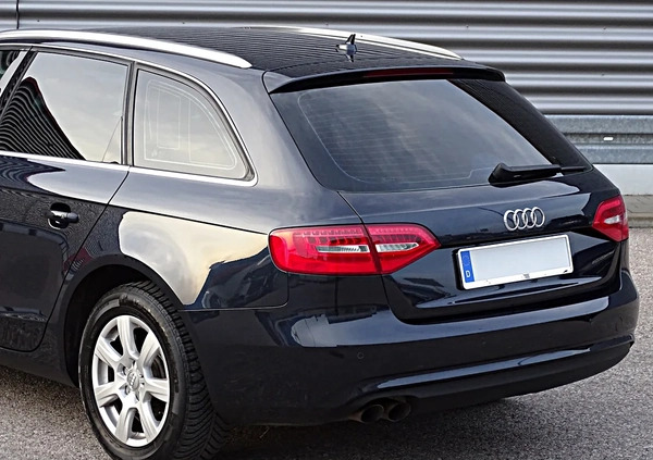 Audi A4 cena 41900 przebieg: 253000, rok produkcji 2012 z Oborniki małe 781